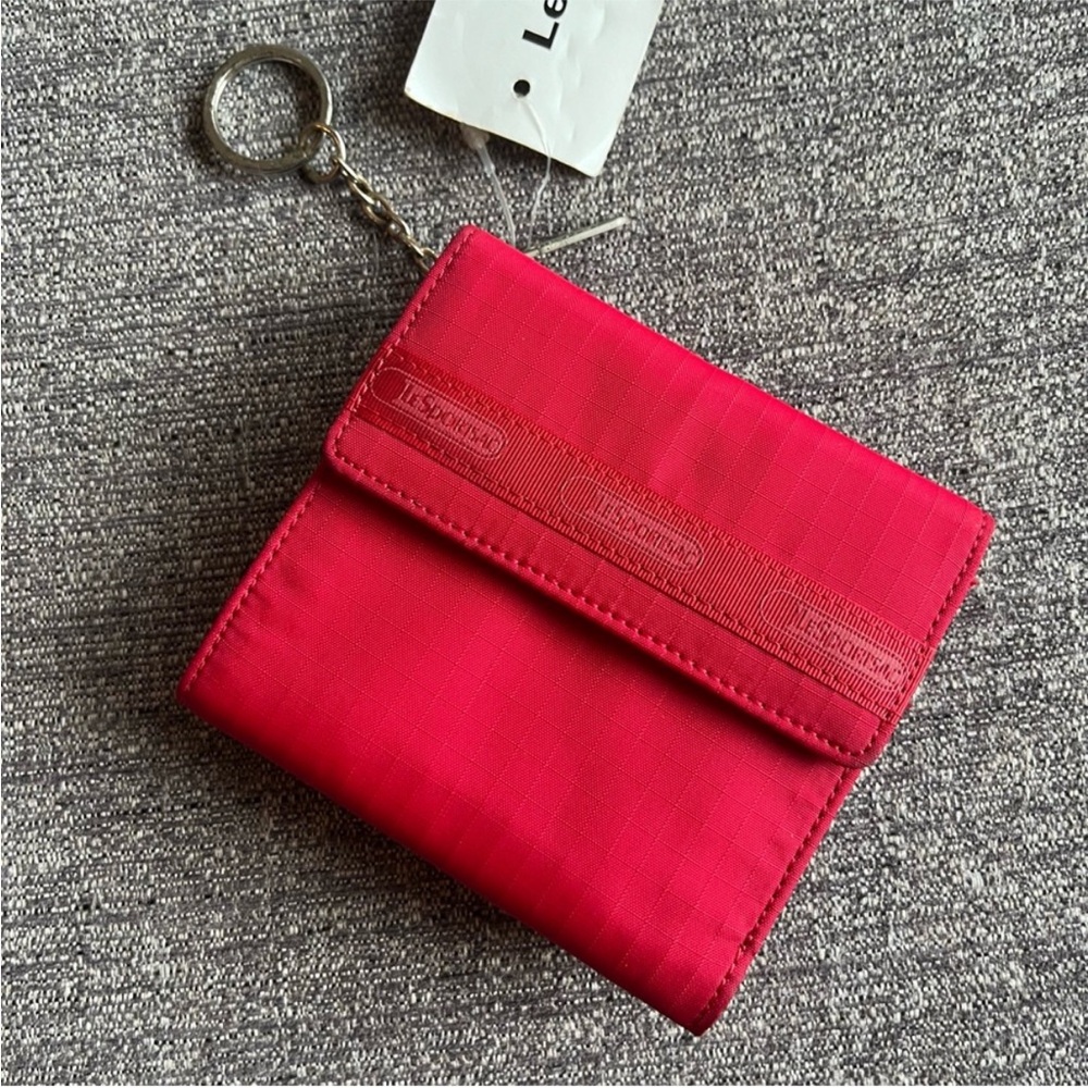 LESPORTSAC Vintage Keychain Wallet